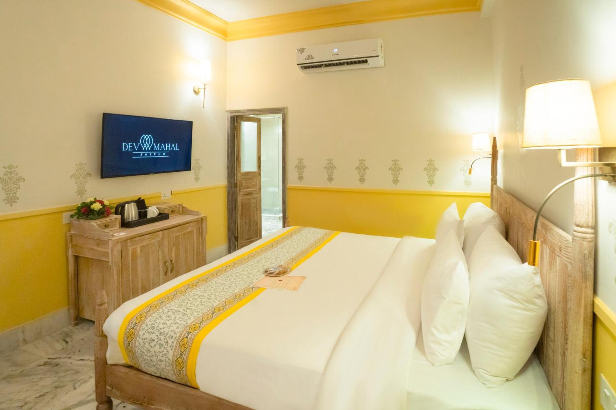 Dev Mahal - A Boutique Heritage Hotel Jaipur Dış mekan fotoğraf